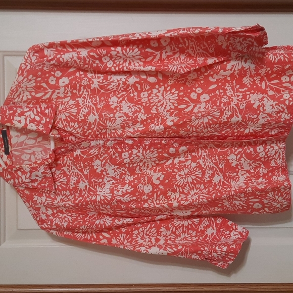 Liz Claiborne coral colored button-down top - Picture 1 of 3